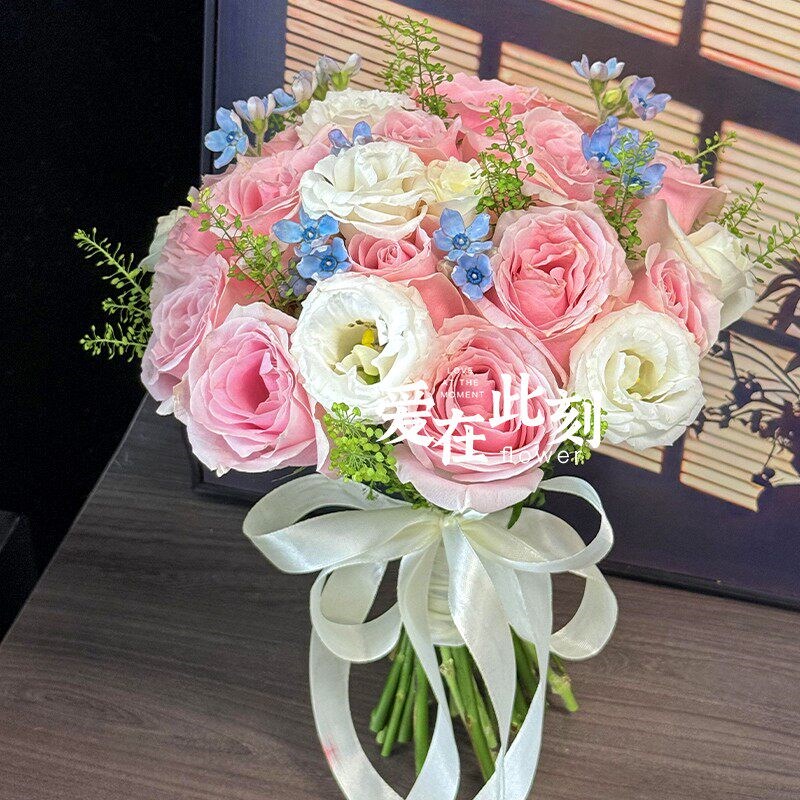 新娘手捧花玫瑰花束领证订结婚毕业全国鲜花同城速递配送广州杭州