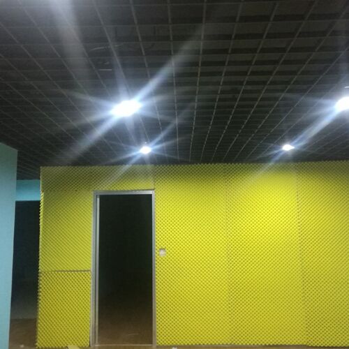 隔音棉墙体自粘吸音棉家用室内录音棚背胶隔音板墙贴消音海绵材料