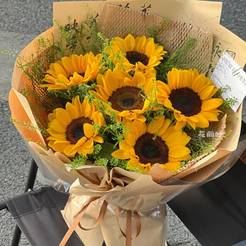 毕业季向日葵玫瑰混搭花束成品彷真花送孩子朋友闺蜜教师生日礼物