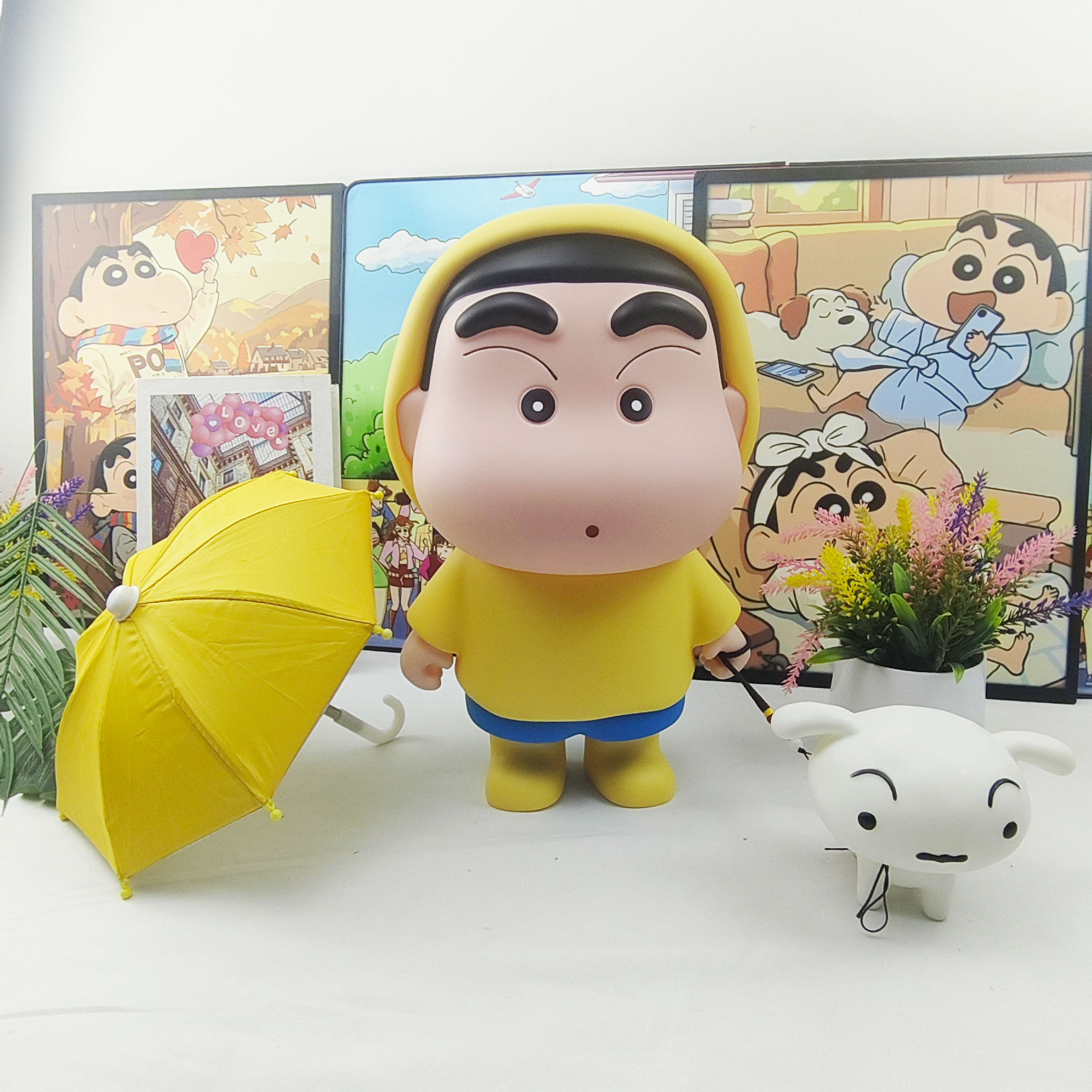 古早脸蜡笔小新35cm高雨衣遛狗小新搪胶摆件节日潮玩手办礼物