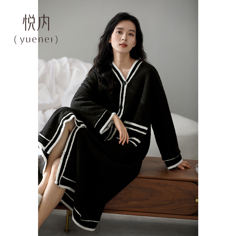 睡裙女士睡衣秋冬季冬款加厚加绒珊瑚绒半边绒睡袍长版高级感黑色