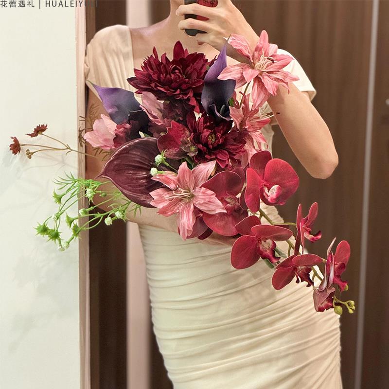 高级感新中式婚礼手捧花成品仿真花新娘手提花高颜值出片精致礼物