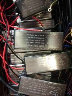 LED防水防雷节能驱动电源20w30w50w100w驱动器56w84w112w电源