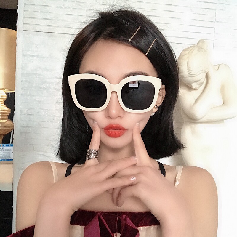 网红款超大框方形墨镜女圆脸复古白色框韩版偏光太阳镜防紫外线潮