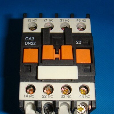 直流中间继电器DC JZC4 (CA3)-DN40  CA3-DN22  CA3-DN22CA3-DN31