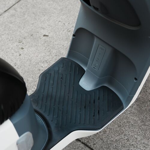 适用九/号电动车A2z35C/A2z40/A2z90脚垫橡胶防水防滑脚垫无损装