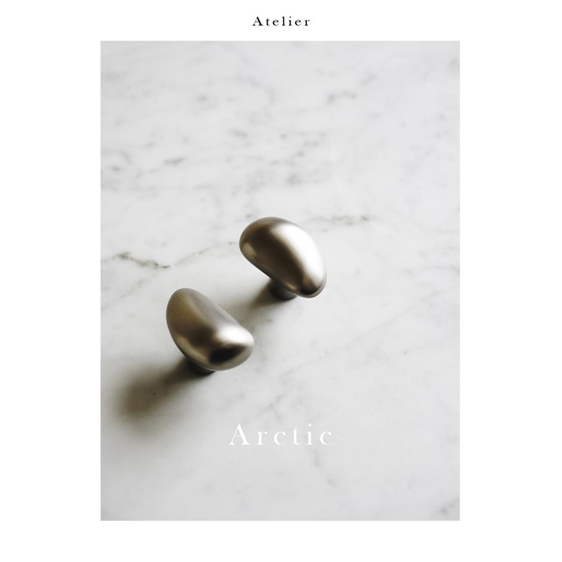 Atelier Arctic  原创设计哑光银黄铜柜门拉手衣柜橱柜抽屉把手图片