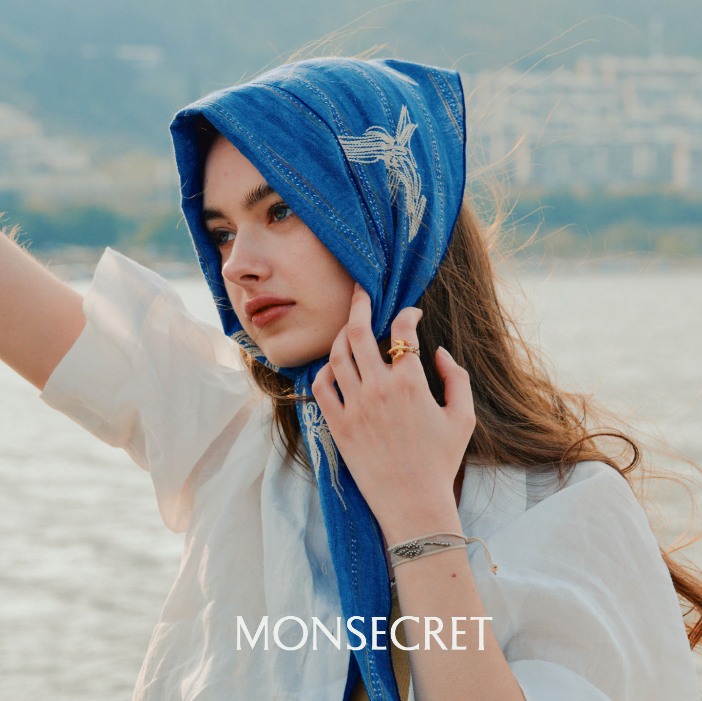 MONSECRET飞鸟三角巾 春夏新品小众设计感头巾系脖丝巾披肩项链女
