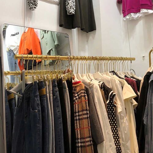 服装店不锈钢吊架上墙吊顶悬挂展示架橱窗陈列货架简约女装挂衣杆