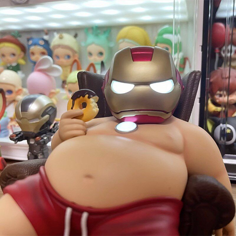 潮玩钢铁侠公仔模型玩具车载汽车摆件电脑桌面机箱装饰品宅男礼物