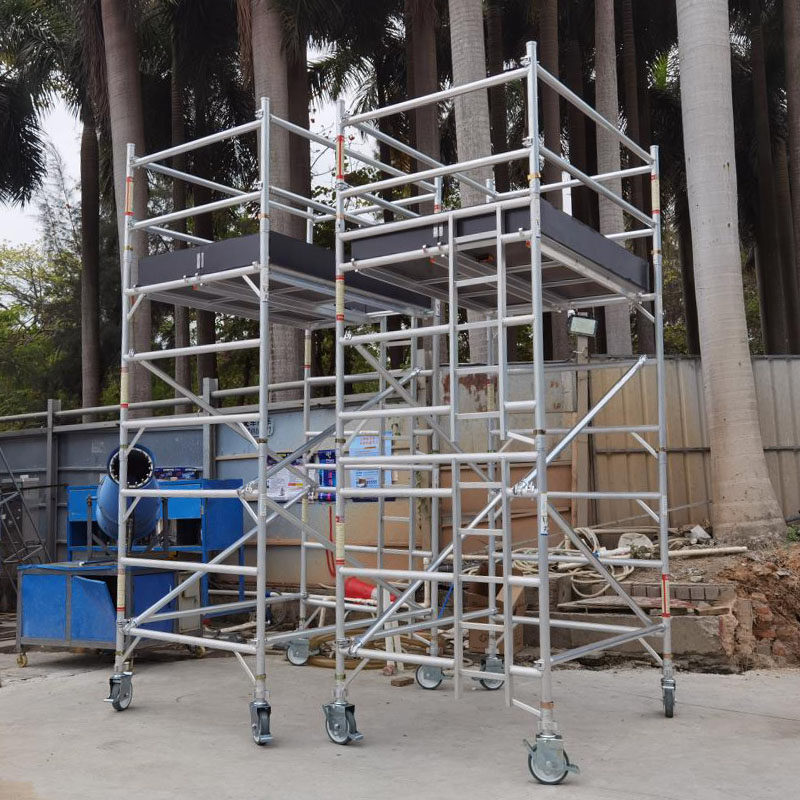 东莞工铝合金脚手架地装修移动快装式爬梯踏板门式带轮组合折叠架