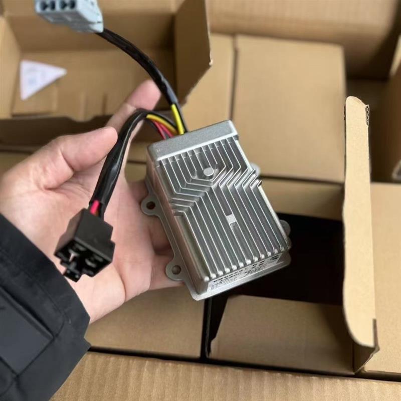 适用于极核AE4i AE5i AE5iPro AE5iPro+电动机车版大功率稳压器稳