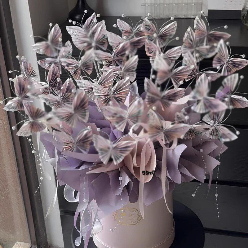 52中蝴蝶花束diy材料花桶生日惊喜有钱花鲜花抱抱桶材料包有钱花