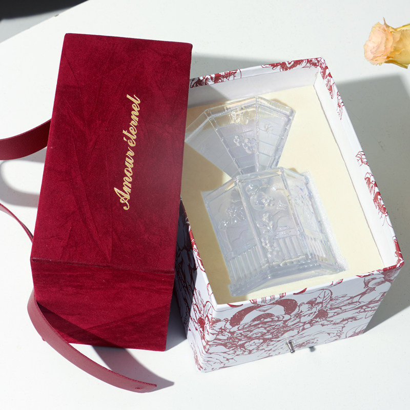 结婚礼物爱情城堡糖果罐子轻奢情侣生日礼盒装新婚礼物高档伴手礼