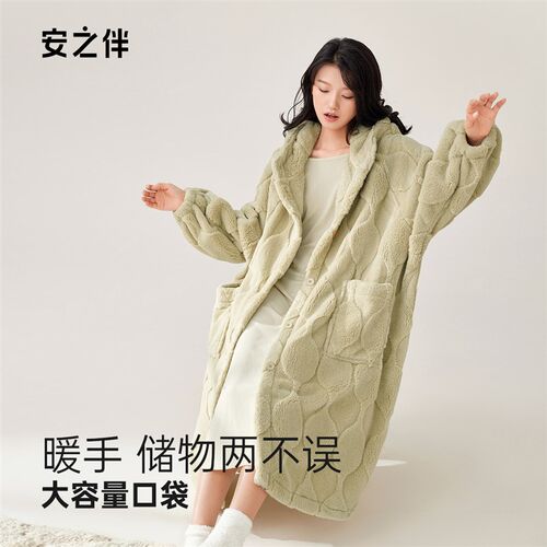 秋冬新品加厚睡袍女保暖珊瑚绒甜美连帽家居服加绒睡衣