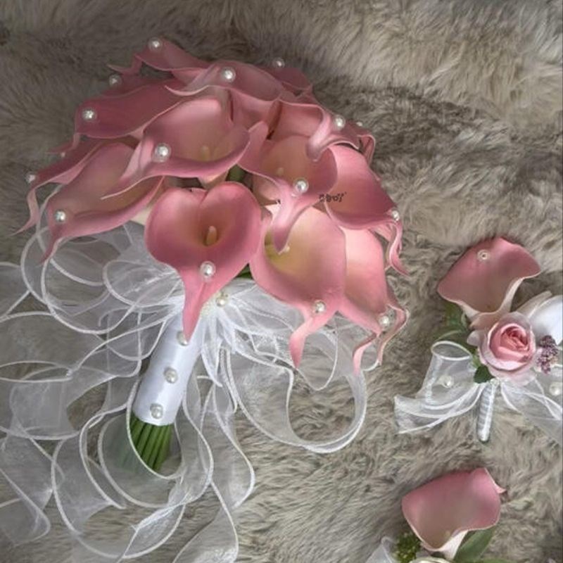 小清新成品马蹄莲海芋手捧花彷真皂花束领证订婚结婚实用礼物拍照