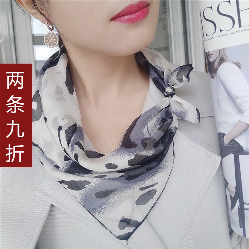 小方巾女丝巾时尚韩国春秋百搭冬季薄款新款纱巾黑色装饰真丝围巾