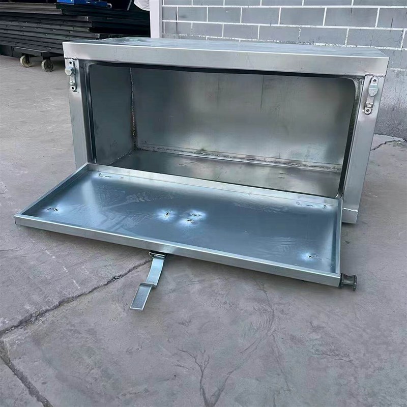 定做货车锁杆工具箱锌铁合金半挂车储物箱加厚满焊后斜杂物箱收纳