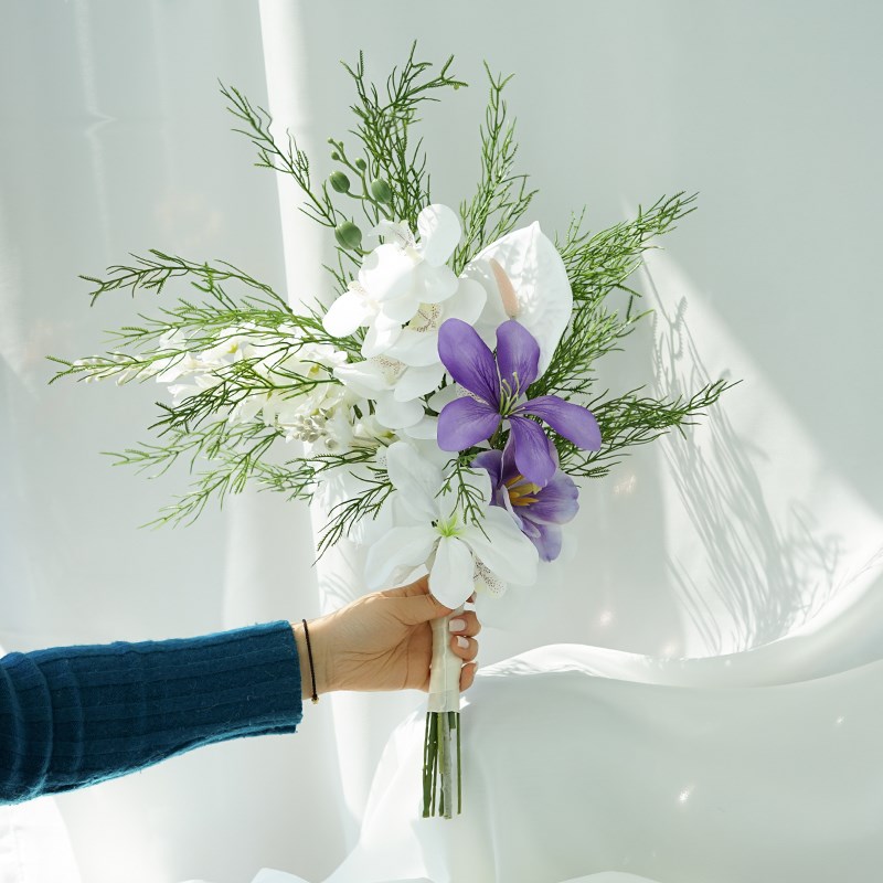 韩式森系新娘紫色手捧花仿真花户外婚礼领证影楼婚纱照拍摄花束