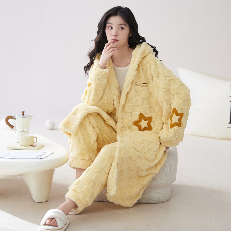 睡袍女冬季长款珊瑚绒加厚加绒睡衣冬款2025新款鹅黄色家居服套装