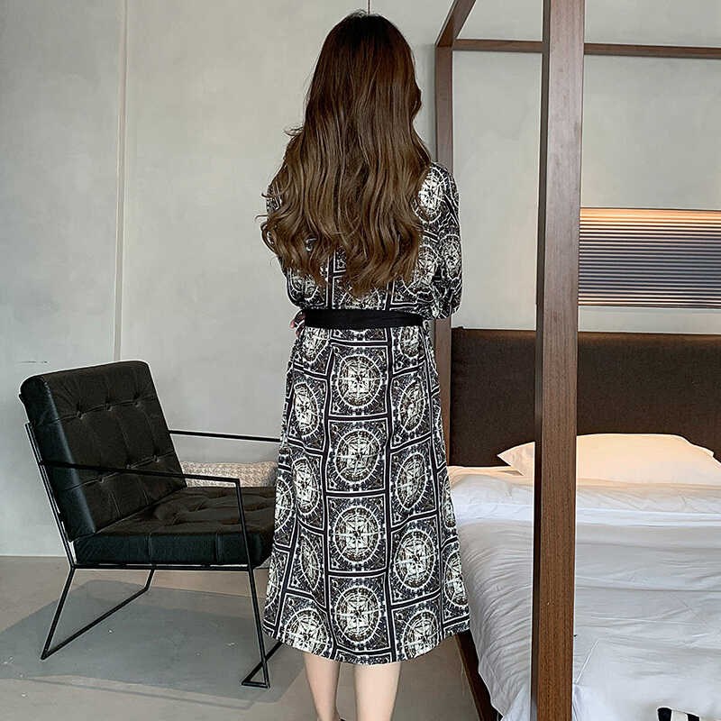 情侣睡袍女春秋季长袖冰丝薄款高级感男士浴袍欧美风家居服加大码