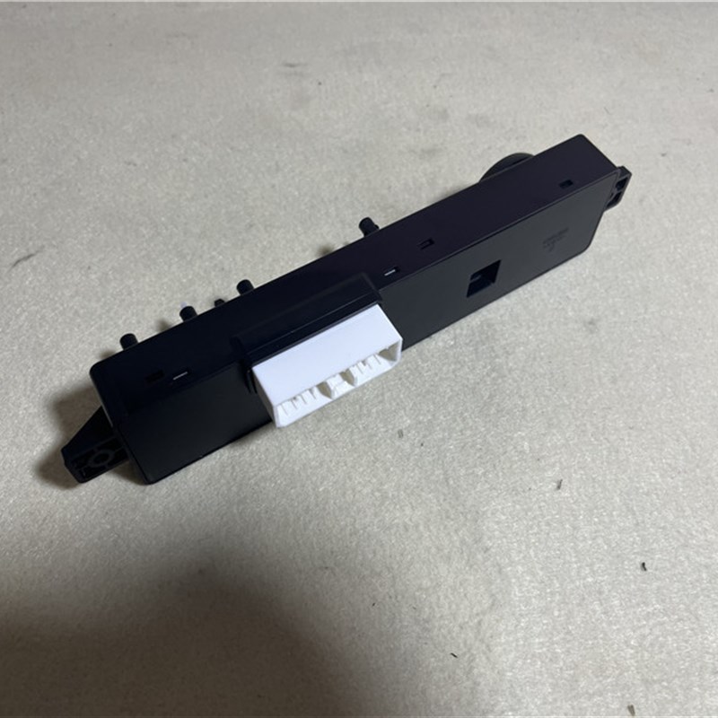 适用现代菲斯塔途胜索九领动起亚KX5K4电动座椅开关按键钮调节器