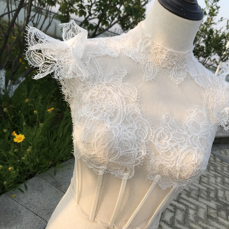 新娘婚纱2021披肩外搭夏季蕾丝显瘦鱼骨小外套女薄款防晒网红肤色