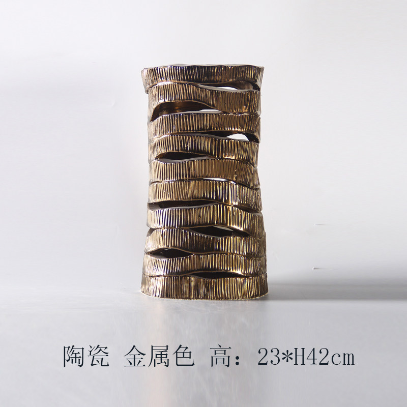 现代简约条状镂空金属色陶瓷花瓶摆件样板间家居酒店客厅卧室饰品
