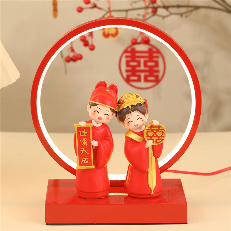 新婚礼物送新人摆件五一结婚订婚中式娃娃一对布置婚房装饰送朋友