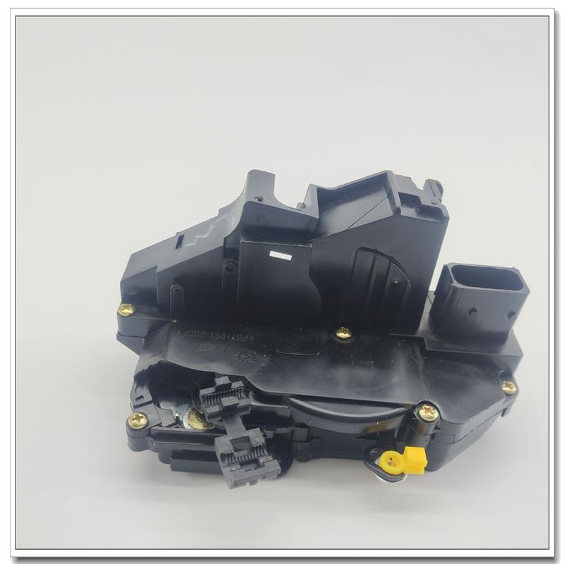 适用吉利帝豪EC718EC715车门锁块闭锁器门锁总成EC8中控锁车门锁