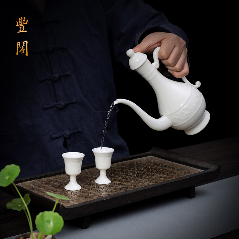 陶瓷酒具套装家用酒壶仿古羊脂玉白瓷中式小酒盅分酒器高脚白酒杯