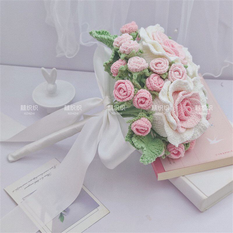 手工钩织手捧花diy材料包毛线钩玫瑰花束成品送女友闺蜜结婚礼物