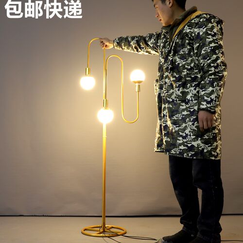 新款婚庆道具铁艺路引灯婚礼现场布置装饰T台路引摆件发光路引灯