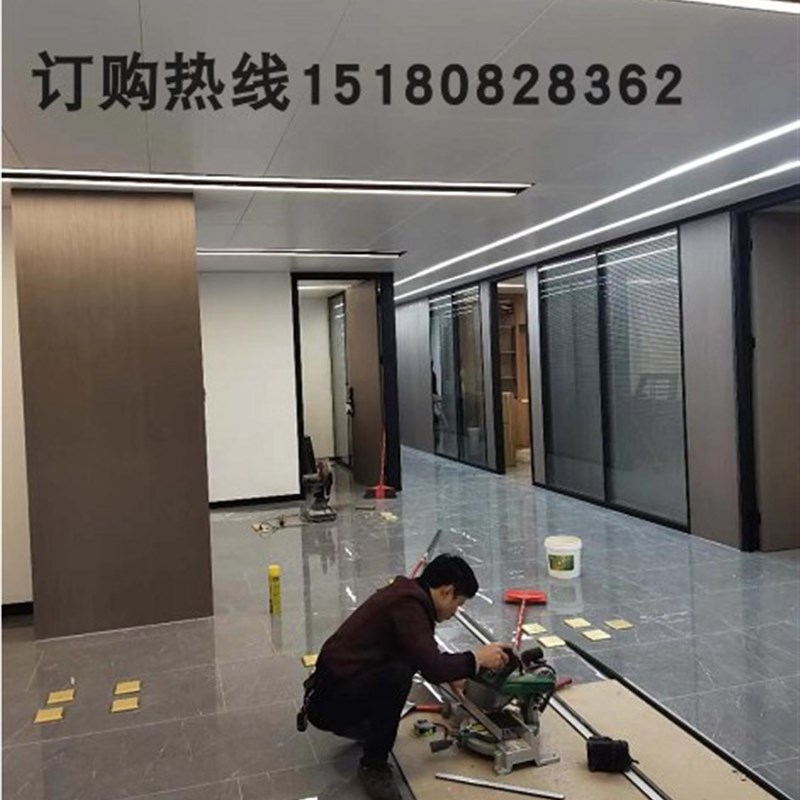 贵阳办公玻璃隔断墙办公室隔断空中百叶高隔断铝合金钢化玻璃隔断