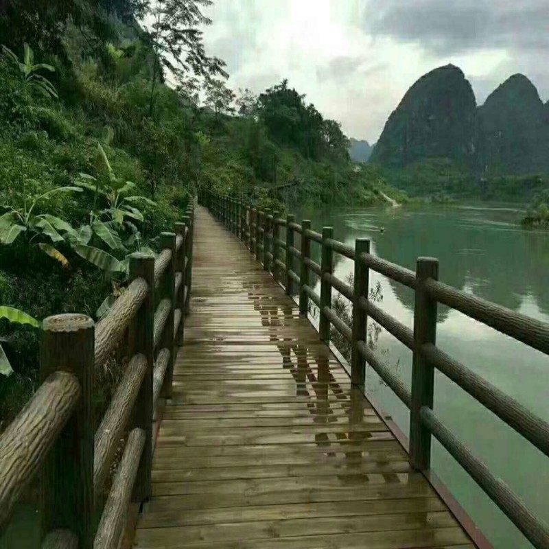 鱼塘河道仿木栏杆 仿竹水泥栅栏 阿坝景区园林市政树藤围栏护栏