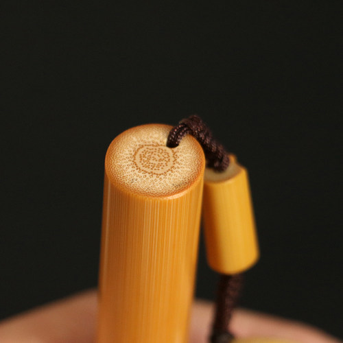 精品天然实心竹手把件纯手工精磨老玉竹把玩小挂件车钥匙竹雕挂坠