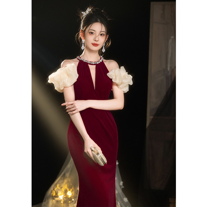 法式敬酒服新娘结婚订婚晚礼服裙女宴会挂脖气质鱼尾裙高级感轻奢