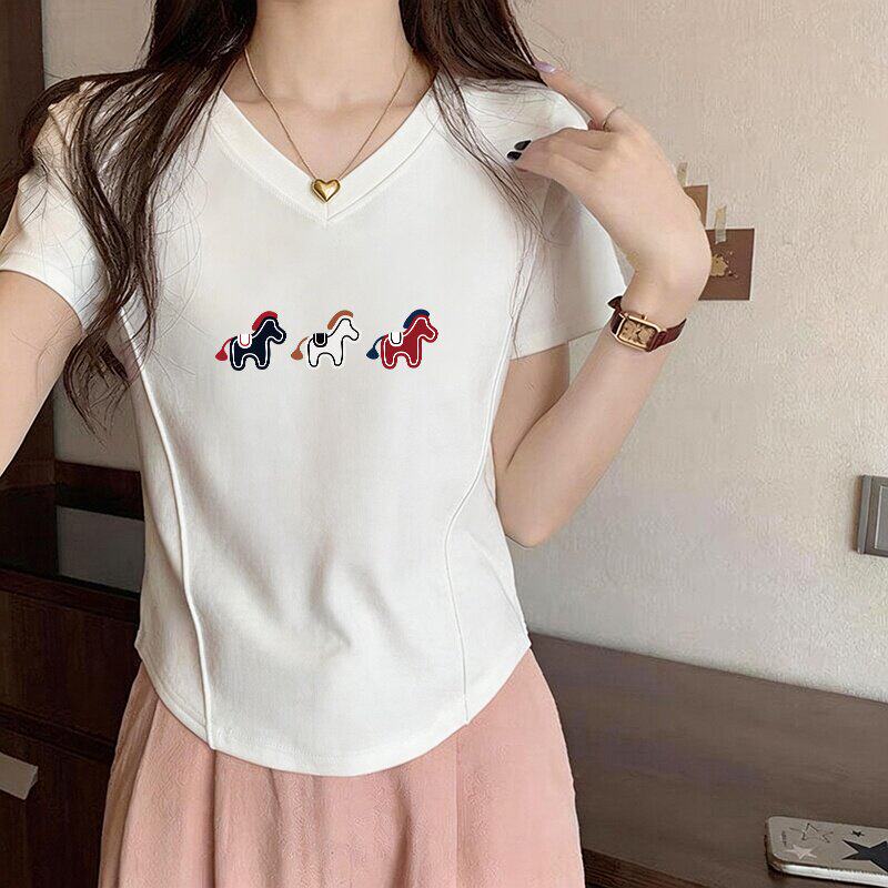 棉质白色V领正肩短袖T恤女夏季设计感弧形下摆卡通印花显瘦上衣潮