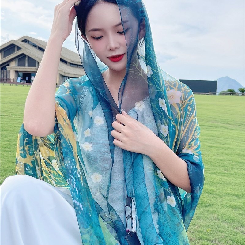 夏季优柔纱丝巾女春秋围巾超大防晒披肩纱巾旅游薄款披风沙滩巾