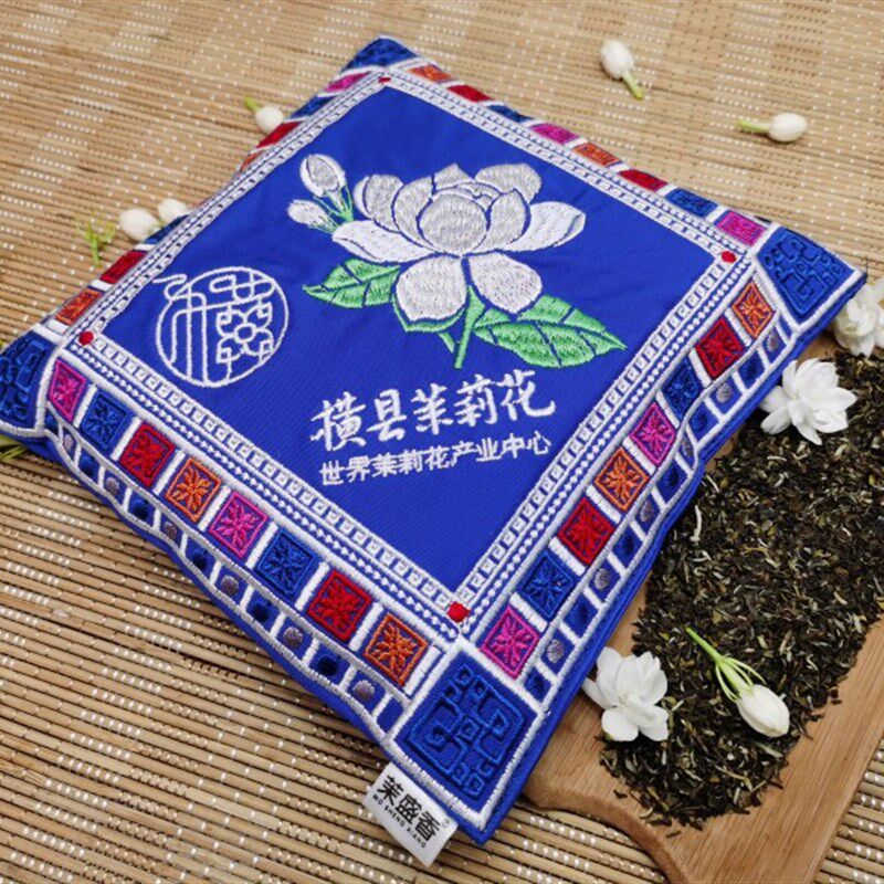 茉莉花车载香包车用香袋衣橱天然持久香气车内茶香除味香熏包汽车