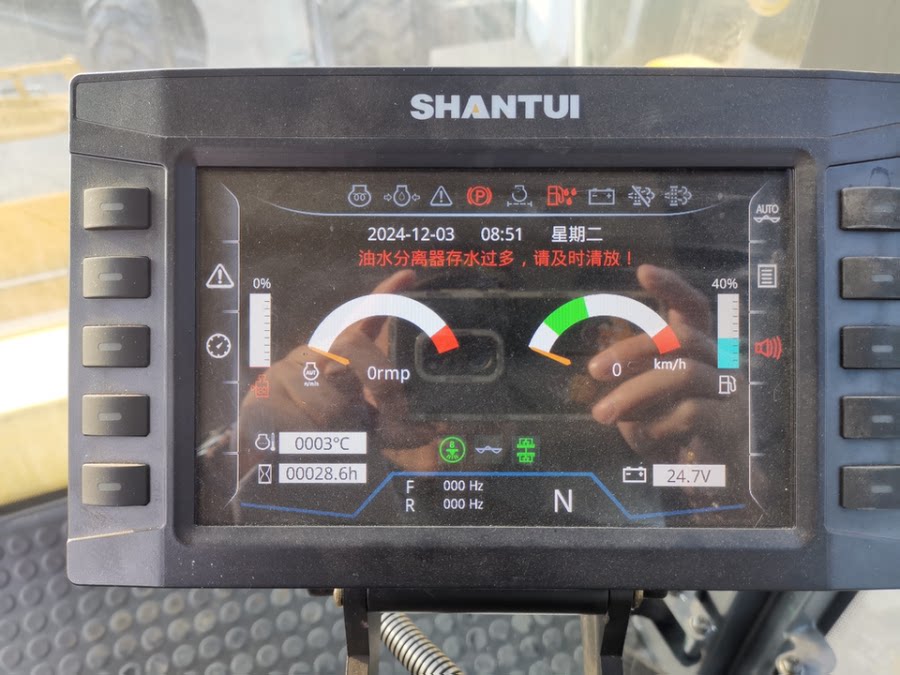 3月22日济宁山推双钢轮压路机SRD14-GH（准新机）一台网络拍卖公告