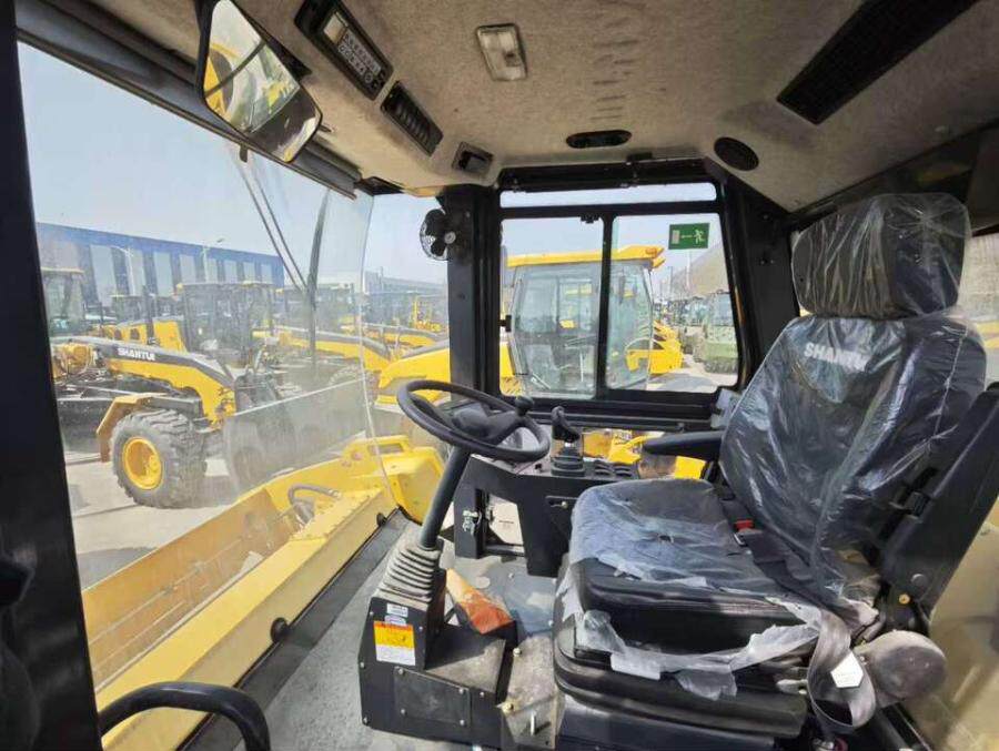 3月22日济宁山推双钢轮压路机SRD14-GH（43h）一台网络拍卖公告