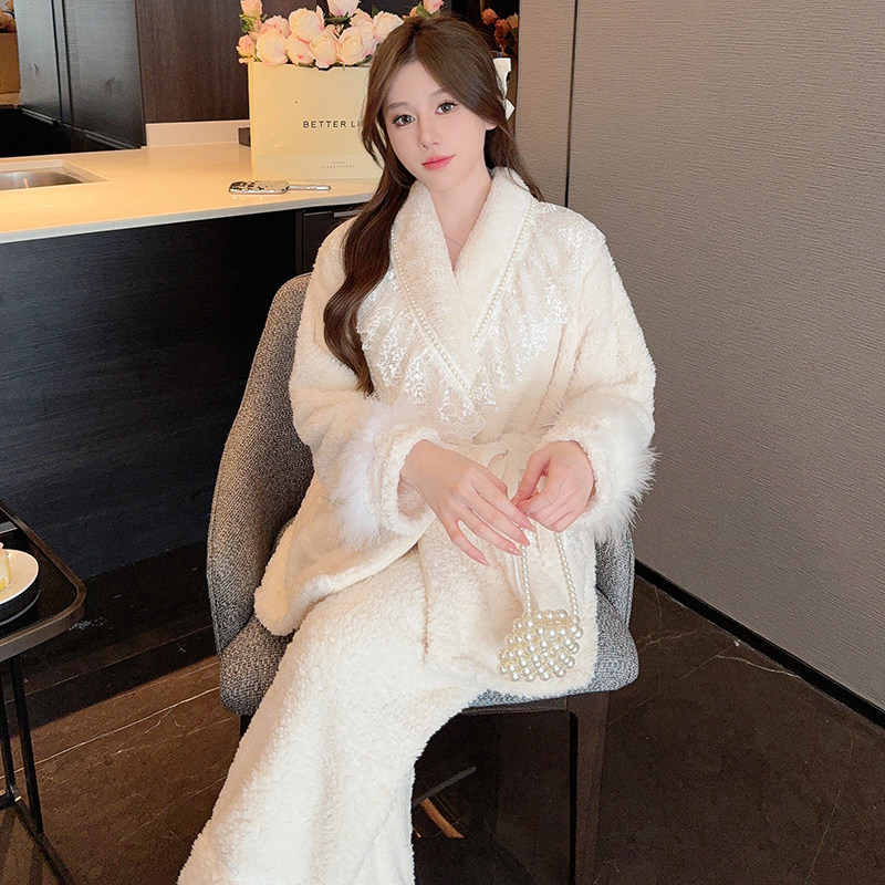 2023新款睡衣女秋冬季加绒加厚法式少女保暖外穿珊瑚绒家居服套装