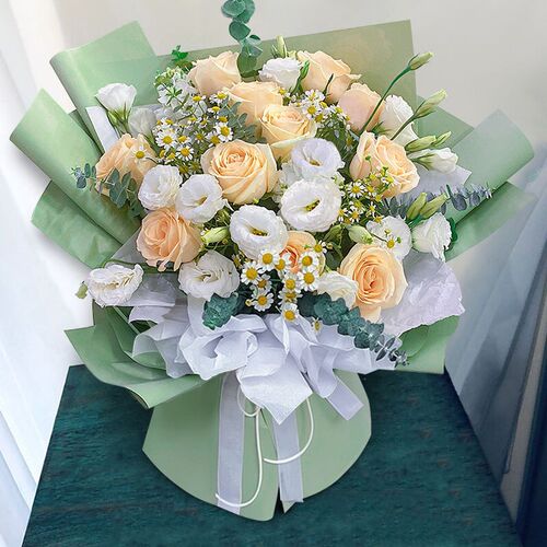 花束仿真花成品大束新款手感保湿仿真花装饰摆饰精致创意浪漫花束