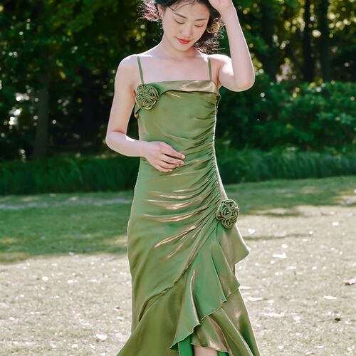 无线WUXIAN人鱼吊带大裙摆成人礼婚礼敬酒服宴会高端连衣裙礼服