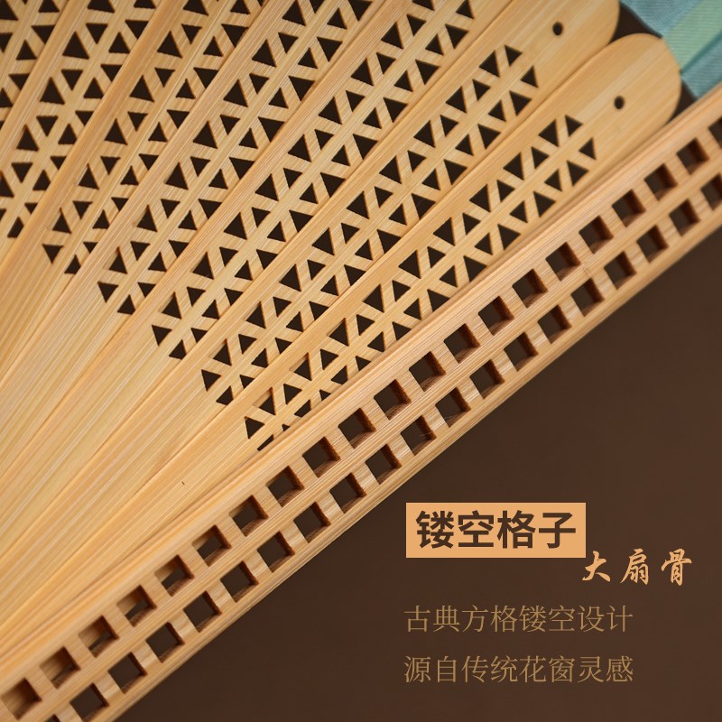 中式古风丝绸折扇女用镂空雕刻扇子古装汉服丝绢舞蹈随身折叠扇