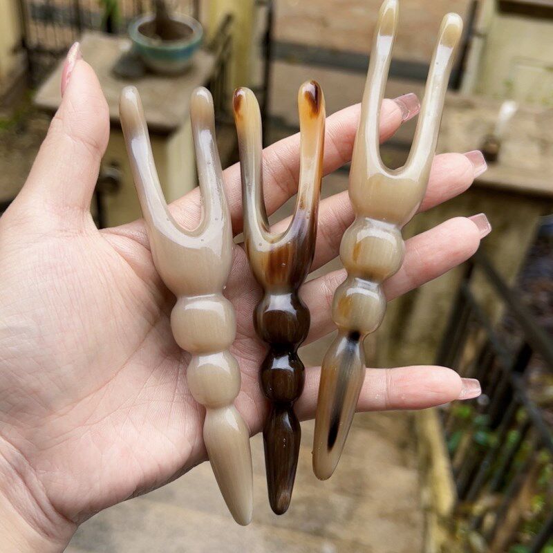 牛角美鼻器按摩鼻部经络眼部,耳后根.拨筋点穴头皮清洁牛角梳护理