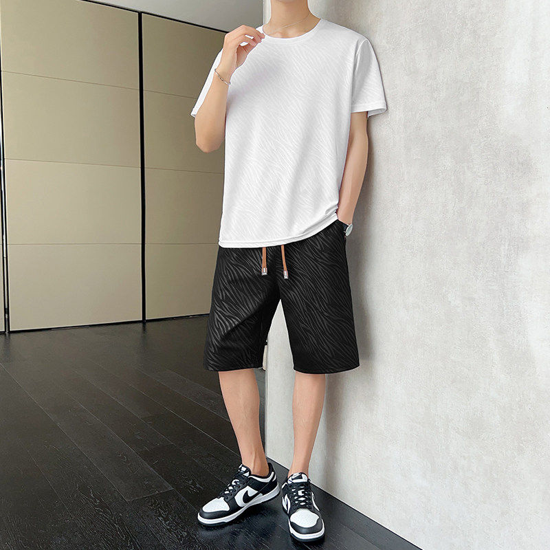 品牌夏季休闲套装男2026新款宽松速干大码冰丝男士短袖短裤两件套
