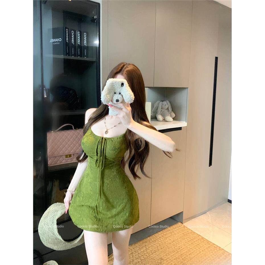 辣妹提花系带吊带连衣裙
