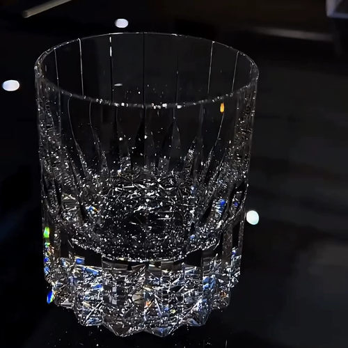 水晶玻璃杯高级感威士忌微醺酒杯家用高颜值漂亮艺术感聚会洋酒杯